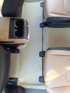 EVA коврики на KIA Carnival IV 11 мест 2020 - 2025 в Иркутске EVA коврики на KIA Carnival IV 11 мест 2020 - 2025 в Иркутске