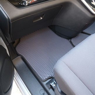 Коврики на Nissan Serena (C27) 2016 - 2022 в Иркутске