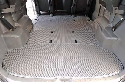 Коврики на Toyota Voxy (R70) 2007 - 2013 в Иркутске