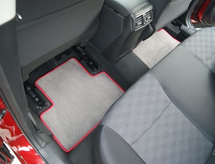 Ворсовые коврики на Nissan Qashqai (J11) (Английская сборка) 2013 - 2025 в Иркутске