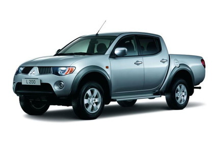 Коврики на Mitsubishi L200 IV 2006 - 2016 в Иркутске