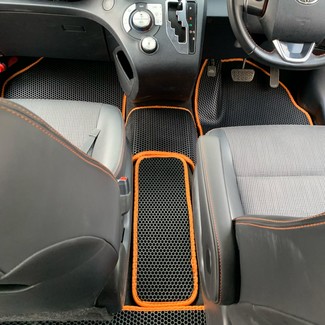 EVA коврики на Toyota Sienta II 2015 - 2022 в Иркутске