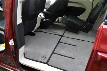 Коврики на Chrysler Pacifica II 2016 - 2025 в Иркутске
