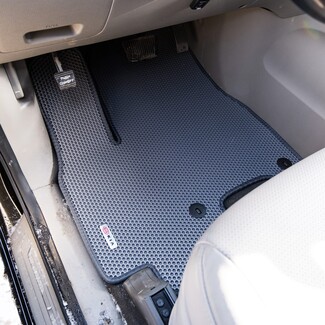 Коврики на KIA Carnival III 7 мест 2014 - 2021 в Иркутске Коврики на KIA Carnival III 7 мест 2014 - 2021 в Иркутске