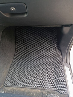 Ворсовые коврики на Jeep Grand Cherokee (WK2) 2010 - 2022 в Иркутске Ворсовые коврики на Jeep Grand Cherokee (WK2) 2010 - 2022 в Иркутске