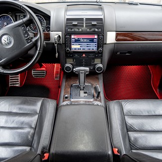 Коврики на Volkswagen Touareg I 2002 - 2010 в Иркутске