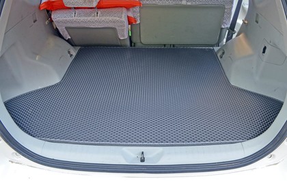 EVA коврики на Toyota Prius Alpha 2011 - 2021 в Иркутске