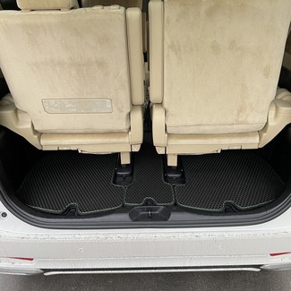 Коврики на Toyota Vellfire (H30) 2015 - 2023 в Иркутске