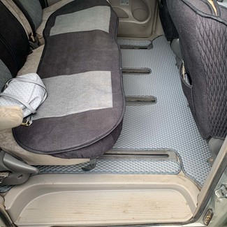 Коврики на Toyota Estima II 2000 - 2005 в Иркутске