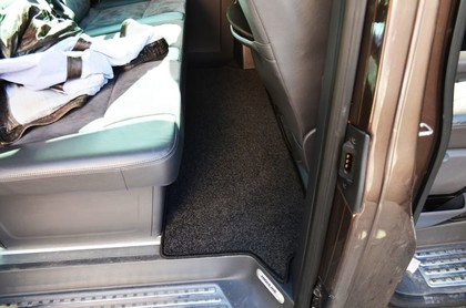 Коврики на Volkswagen Multivan (T5) 2003 - 2015 в Иркутске