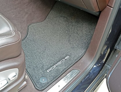 Ворсовые коврики на Porsche Cayenne II 2010 - 2018 в Иркутске