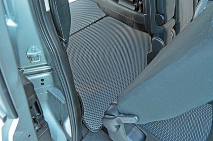 Коврики на Nissan Serena (C27) 2016 - 2022 в Иркутске
