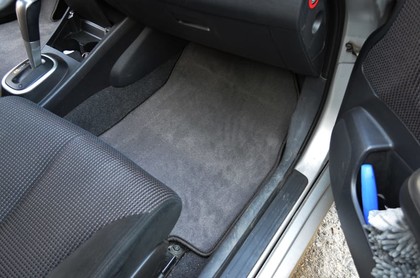 Коврики на Nissan Tiida (C11) 2004 - 2014 в Иркутске