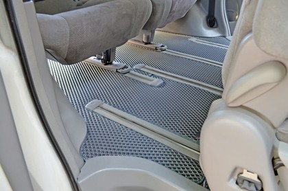 Коврики на Toyota Alphard (H10) 2002 - 2008 в Иркутске