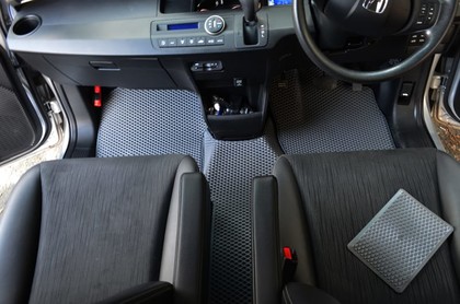 Коврики на Honda Freed Spike 2010 - 2016 в Иркутске