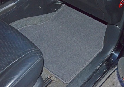 Коврики на Toyota Rav4 II 2000 - 2006 в Иркутске