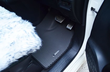 Коврики на Toyota Esquire (R80) 2014 - 2021 в Иркутске