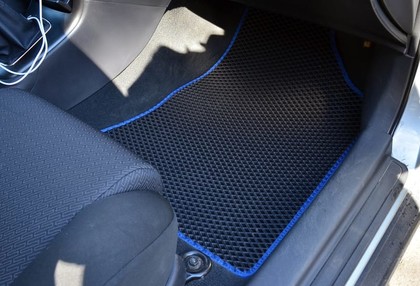 EVA коврики на Toyota Avensis II 2002 - 2008 в Иркутске