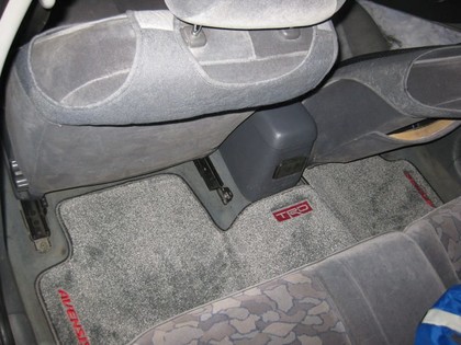 EVA коврики на Toyota Avensis I 1997 - 2002 в Иркутске