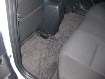 Коврики на Toyota Avensis III 2009 - 2018 в Иркутске