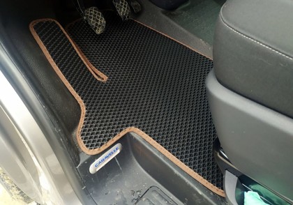 Ворсовые коврики на Volkswagen Transporter (T5) 2003 - 2015 в Иркутске