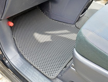 Коврики на Toyota Esquire (R80) 2014 - 2021 в Иркутске