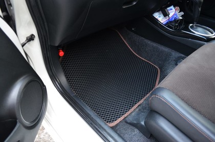 Коврики на Honda Fit Shuttle 2011 - 2015 в Иркутске
