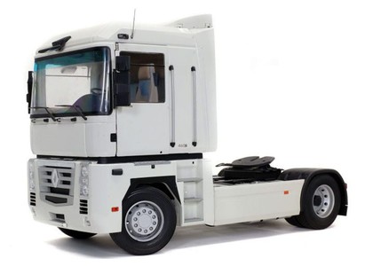 Ворсовые коврики на Renault Magnum 1990 - 2013 в Иркутске