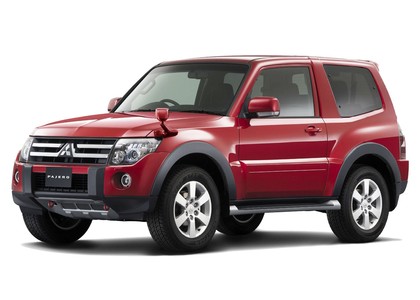 Ворсовые коврики на Mitsubishi Pajero IV 2006 - 2021 в Иркутске