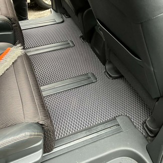 Коврики на Nissan Elgrand (E52) 2010 - 2025 в Иркутске