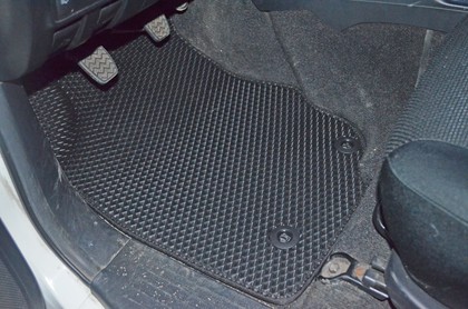 EVA коврики на Toyota Hilux VII 2008 - 2015 в Иркутске