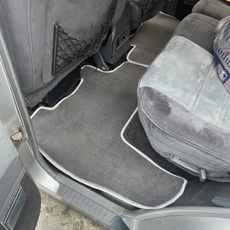 Ворсовые коврики на Toyota Land Cruiser Prado 70 1984 - 2025 в Иркутске