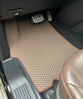 Ворсовые коврики на Hyundai H1 II 2007 - 2022 в Иркутске