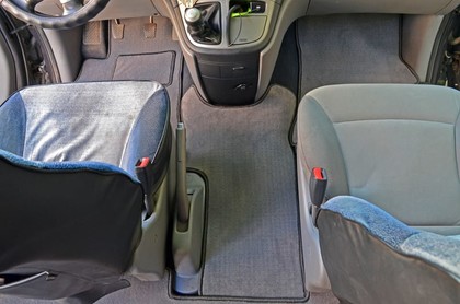 Ворсовые коврики на Hyundai H1 II 2007 - 2022 в Иркутске