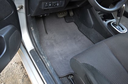 Коврики на Nissan Tiida (C11) 2004 - 2014 в Иркутске