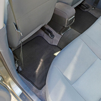 Ворсовые коврики на Nissan Almera 2 (N16) 2000 - 2006 в Иркутске Ворсовые коврики на Nissan Almera 2 (N16) 2000 - 2006 в Иркутске