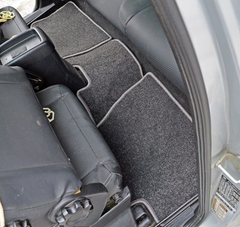 Ворсовые коврики на Land Rover Freelander I 1998 - 2006 в Иркутске