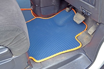 Коврики на Nissan Serena (C25) 2005 - 2010 в Иркутске