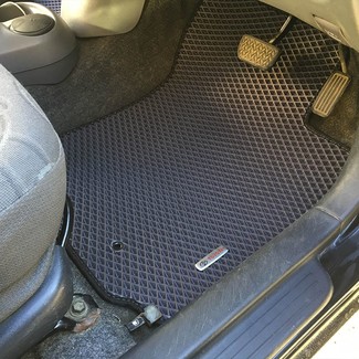 Коврики на Toyota Vitz I 1998 - 2005 в Иркутске