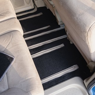 Коврики на Nissan Serena (C25) 2005 - 2010 в Иркутске