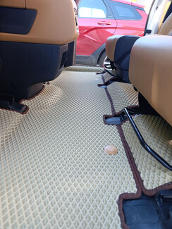 EVA коврики на KIA Carnival IV 11 мест 2020 - 2025 в Иркутске EVA коврики на KIA Carnival IV 11 мест 2020 - 2025 в Иркутске