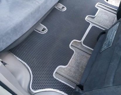 Коврики на Toyota Alphard (H10) 2002 - 2008 в Иркутске