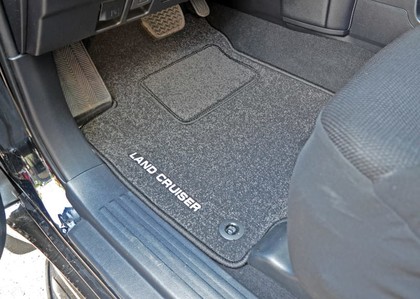 Ворсовые коврики на Toyota Land Cruiser Prado 150 2009 - 2023 в Иркутске
