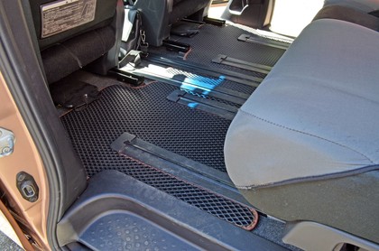 Коврики на Nissan Serena (C26) 2010 - 2016 в Иркутске