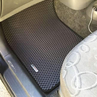 Коврики на Toyota Vitz I 1998 - 2005 в Иркутске