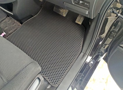 Коврики на Honda StepWGN IV 2009 - 2015 в Иркутске