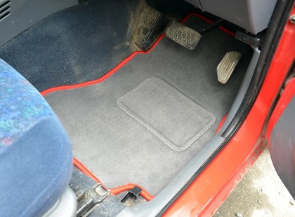 Коврики на Toyota Cami 1999 - 2006 в Иркутске
