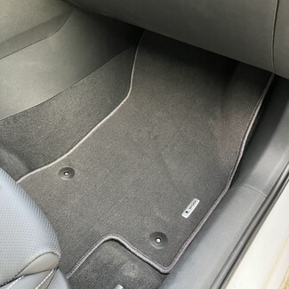 Ворсовые коврики на Skoda Superb III 2015 - 2026 в Иркутске Ворсовые коврики на Skoda Superb III 2015 - 2026 в Иркутске