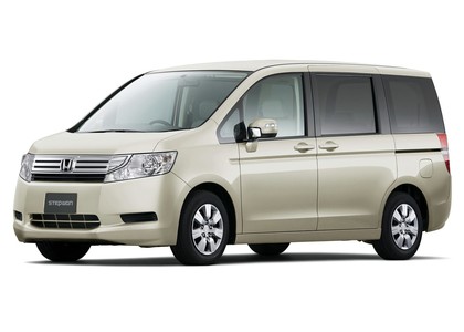 Коврики на Honda StepWGN IV 2009 - 2015 в Иркутске