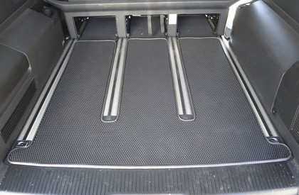 Коврики на Volkswagen Multivan (T5) 2003 - 2015 в Иркутске